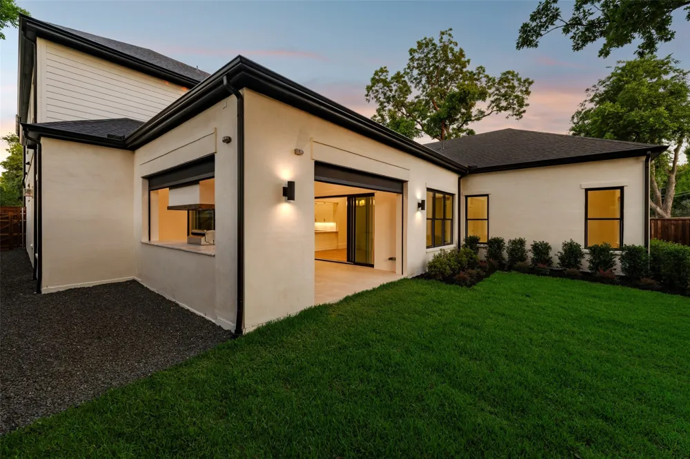 9939 Ontario Lane Dallas, TX 75220