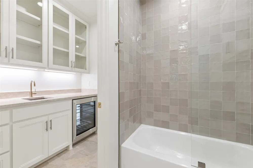 9939 Ontario Lane Dallas, TX 75220