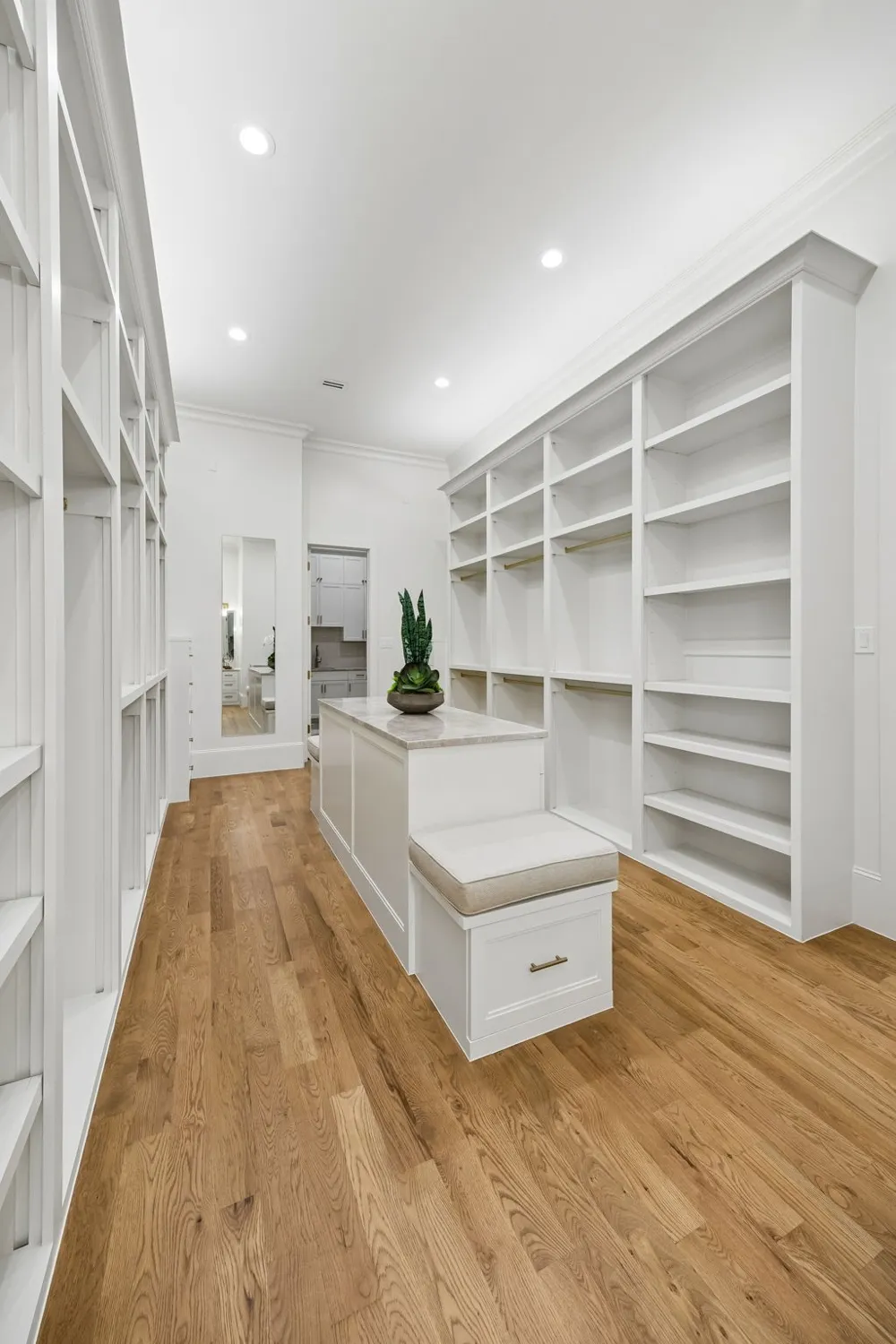 9939 Ontario Lane Dallas, TX 75220