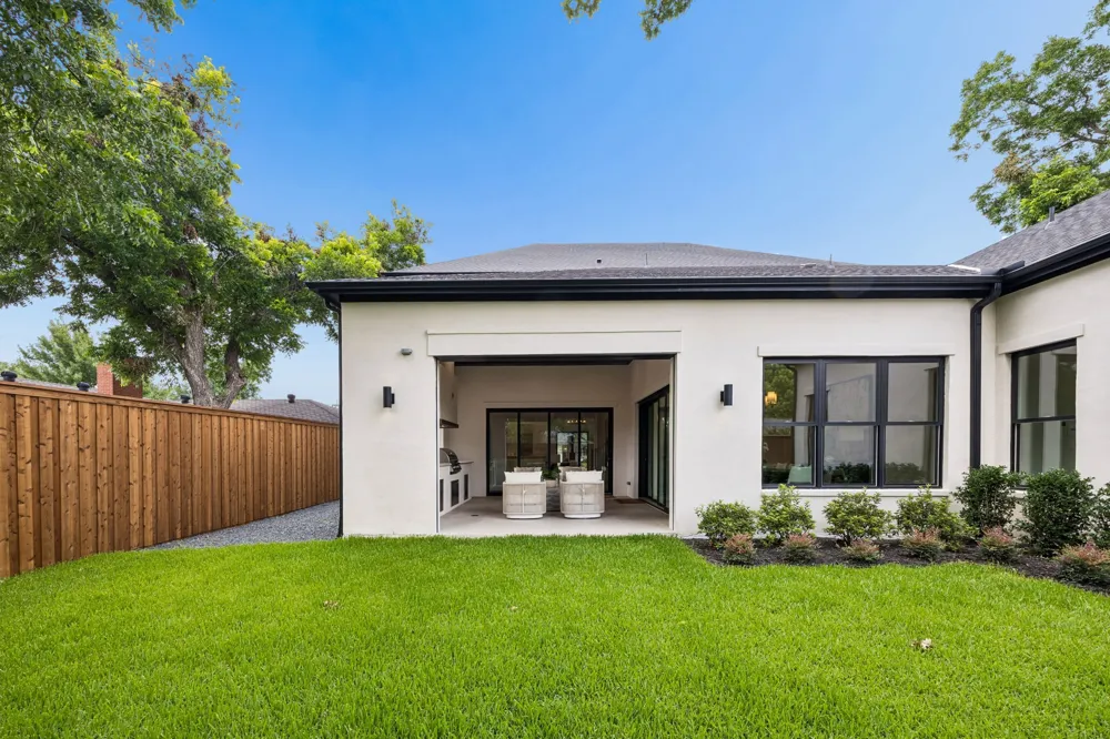 9939 Ontario Lane Dallas, TX 75220