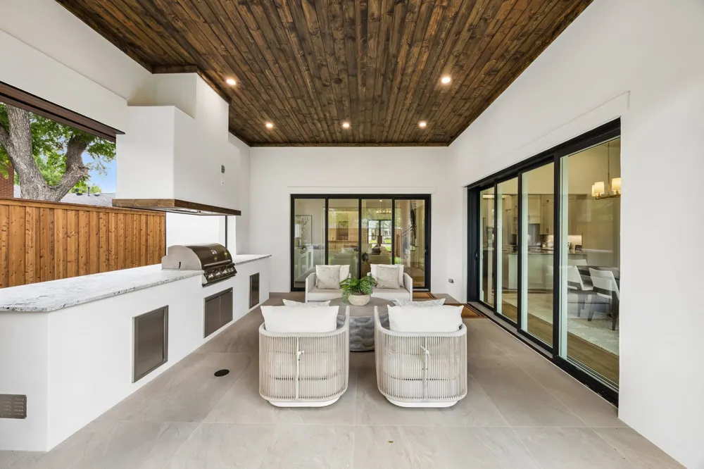 9939 Ontario Lane Dallas, TX 75220