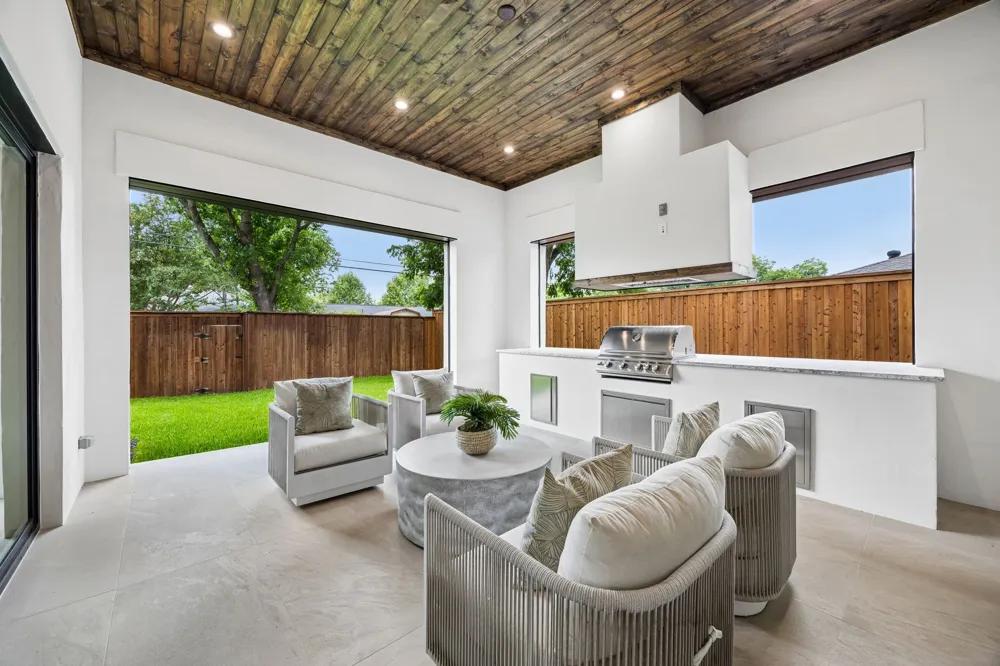 9939 Ontario Lane Dallas, TX 75220
