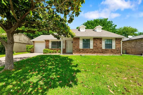 3816 Bee Tree Lane