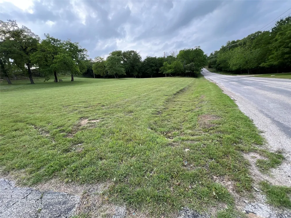 900 Squaw Creek Road Willow Park, TX 76087