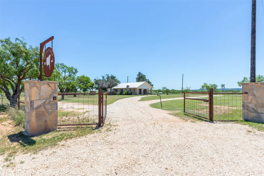 3333 FM 382 Lawn, TX 79530