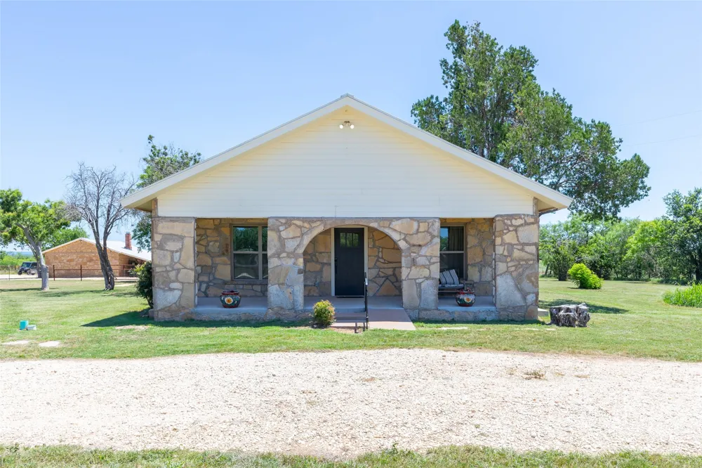3333 FM 382 Lawn, TX 79530