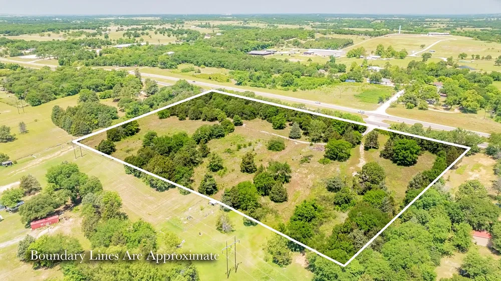 8646 S Highway 82 Gainesville, TX 76240