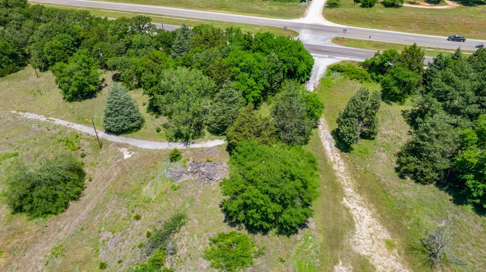 8646 S Highway 82 Gainesville, TX 76240