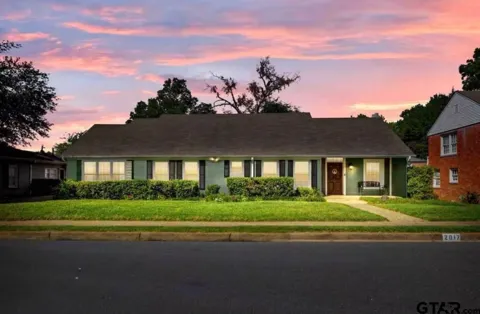 2017 Hilltop Drive