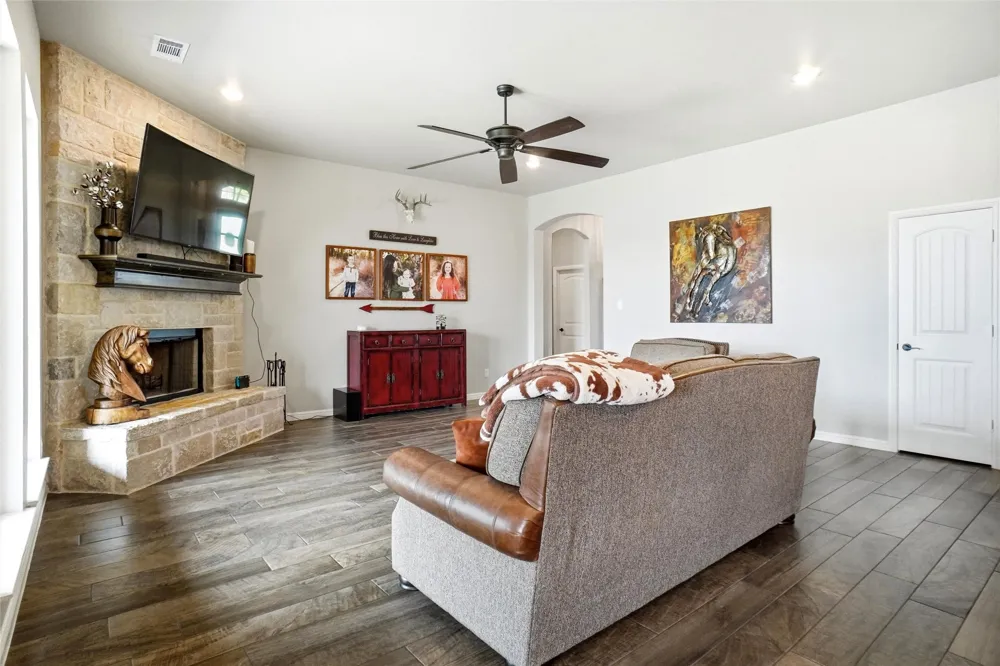 1027 Hope Court Boyd, TX 76023