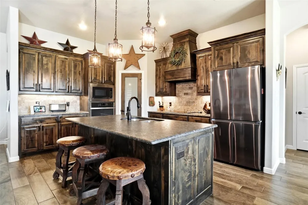 1027 Hope Court Boyd, TX 76023