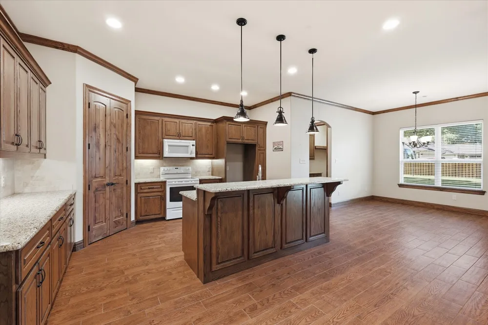 108 S Walnut Street Roanoke, TX 76262