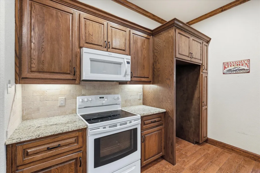 108 S Walnut Street Roanoke, TX 76262