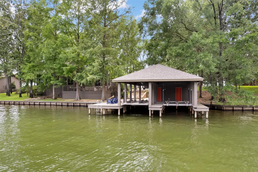 785 Windy Point Drive Mount Vernon, TX 75457