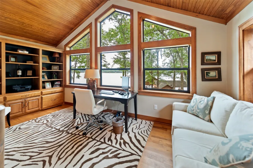 785 Windy Point Drive Mount Vernon, TX 75457
