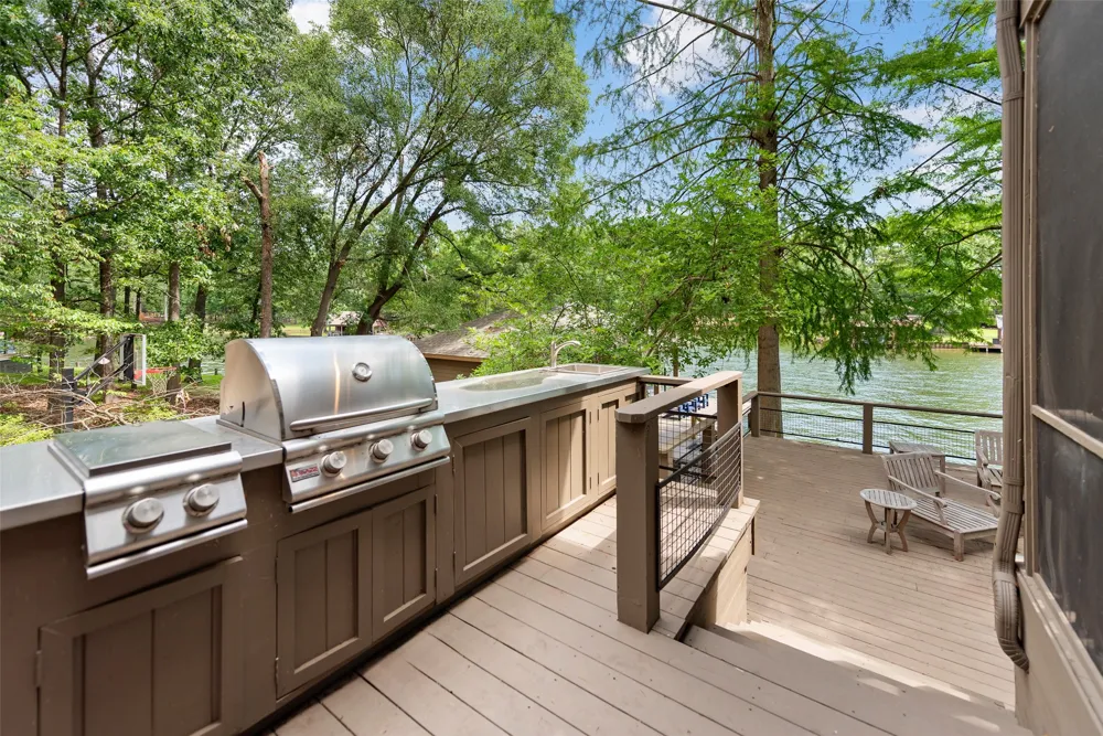 785 Windy Point Drive Mount Vernon, TX 75457