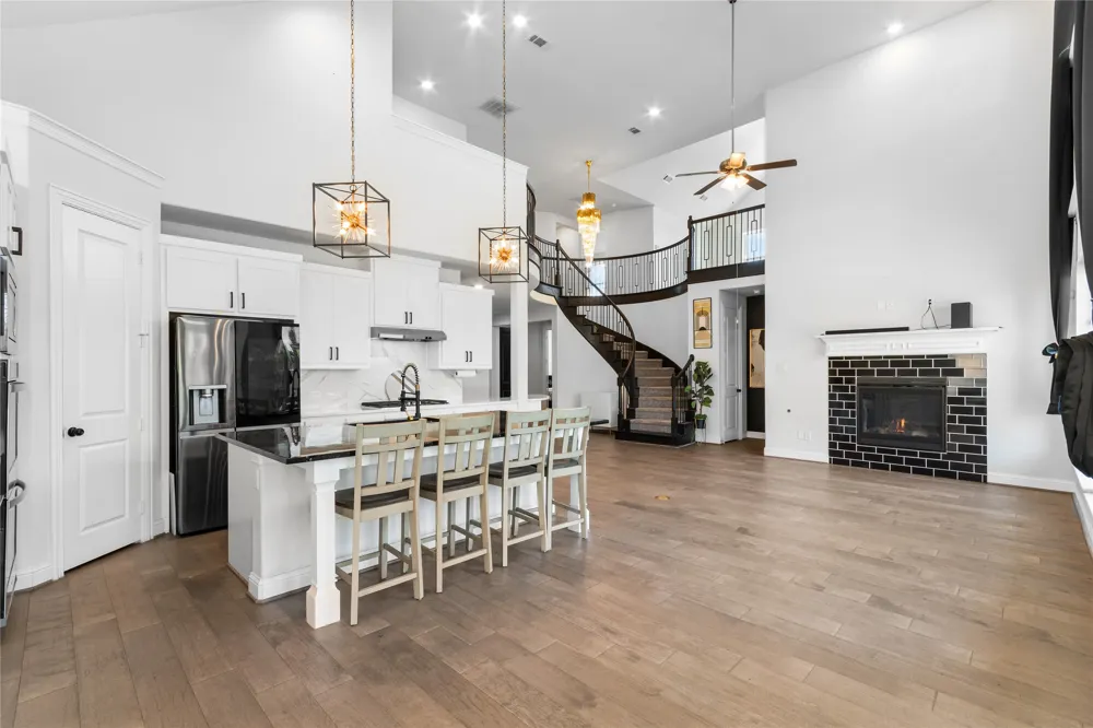 3909 Switchgrass Grove Venus, TX 76084