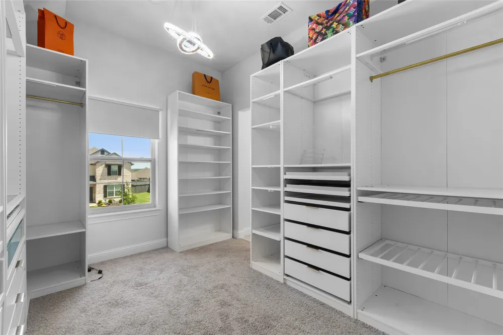 3909 Switchgrass Grove Venus, TX 76084