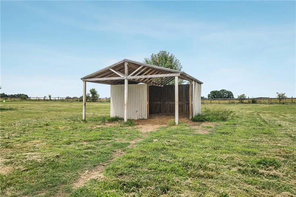 180 Spears Lane Mansfield, GA 30055