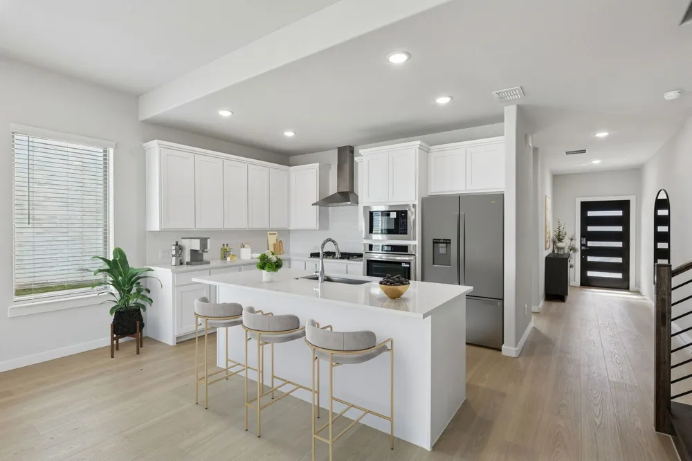 733 Lyft Lane Aledo, TX 76008