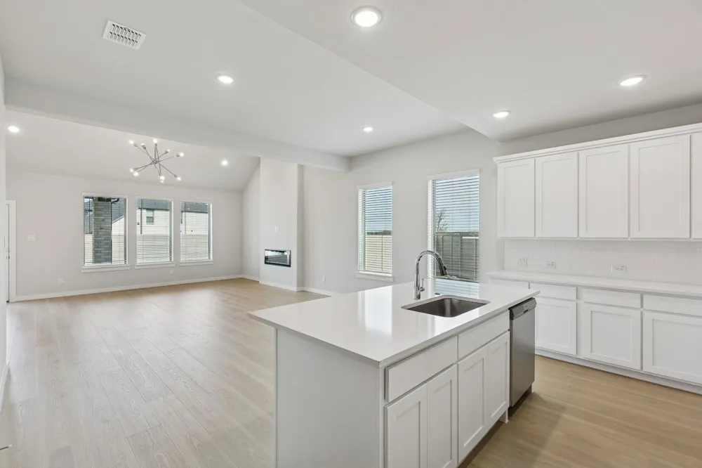 733 Lyft Lane Aledo, TX 76008