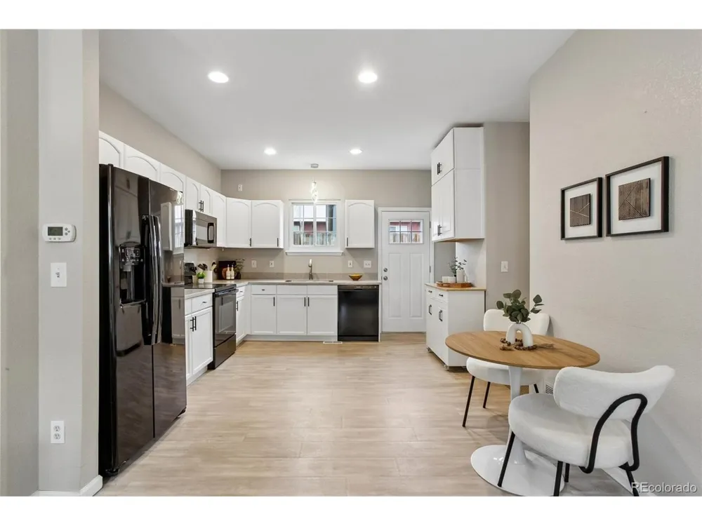 6065 Wadsworth Boulevard #B Arvada, CO 80003