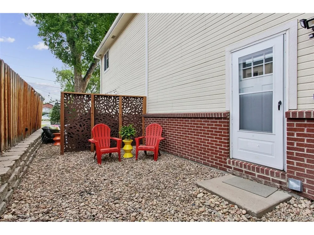 6065 Wadsworth Boulevard #B Arvada, CO 80003