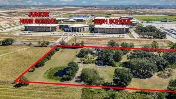 7735 Katy Hockley Rd Katy, TX 77493