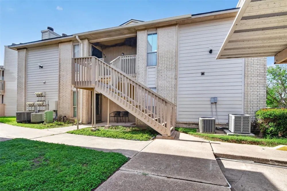 3919 Fairmont Parkway #171 Pasadena, TX 77504