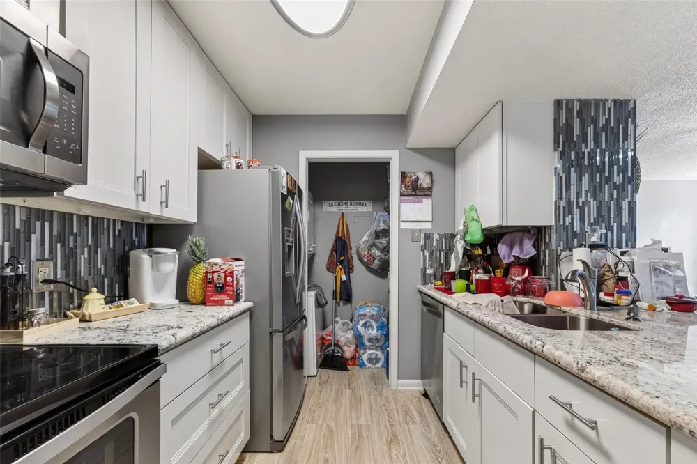3919 Fairmont Parkway #171 Pasadena, TX 77504