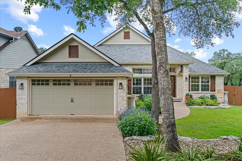 68 Brookhollow Drive Wimberley, TX 78676