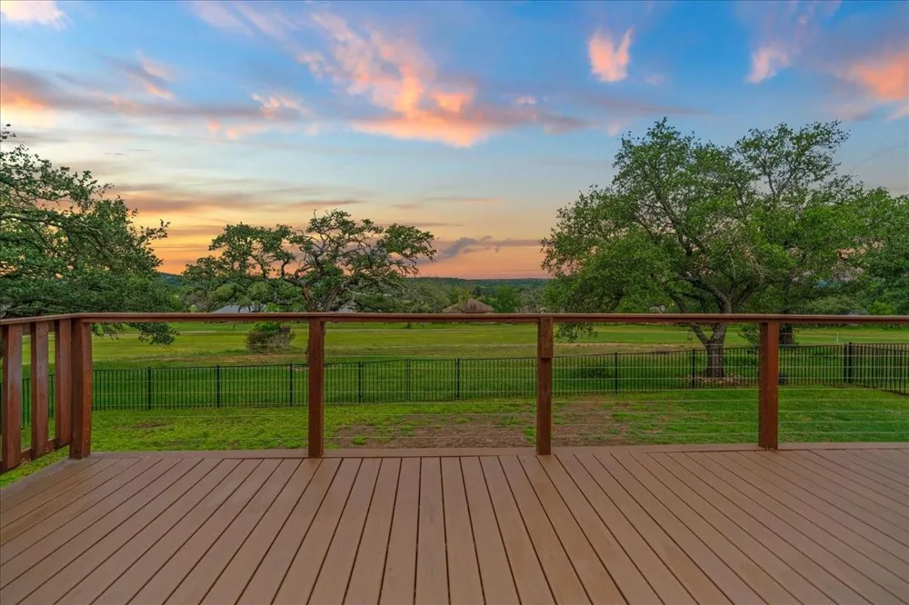 68 Brookhollow Drive Wimberley, TX 78676