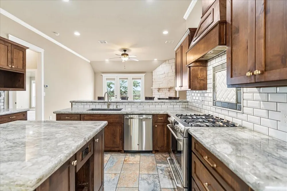 68 Brookhollow Drive Wimberley, TX 78676