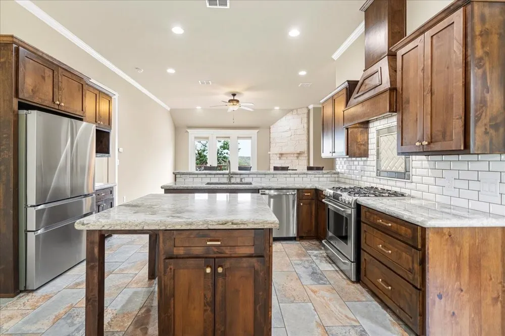 68 Brookhollow Drive Wimberley, TX 78676