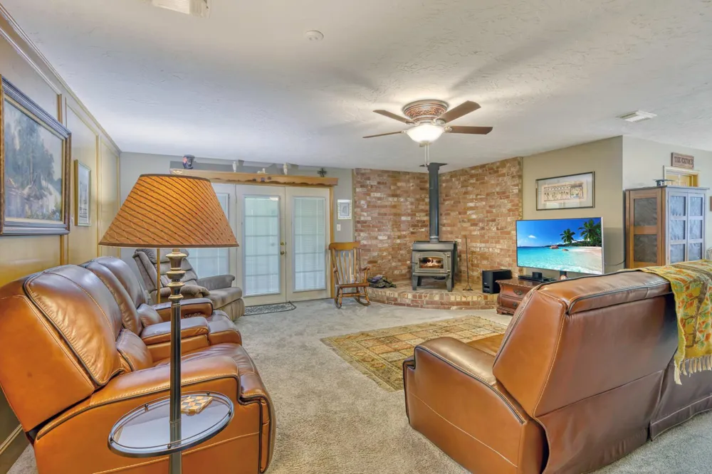 5350 Wiseman Road Midway, TX 75852