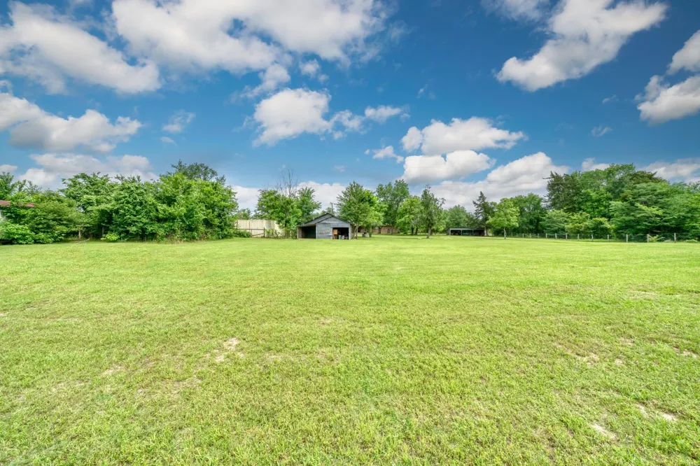5350 Wiseman Road Midway, TX 75852