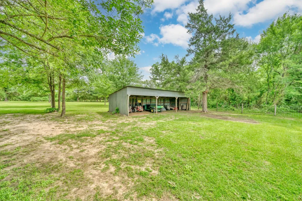 5350 Wiseman Road Midway, TX 75852