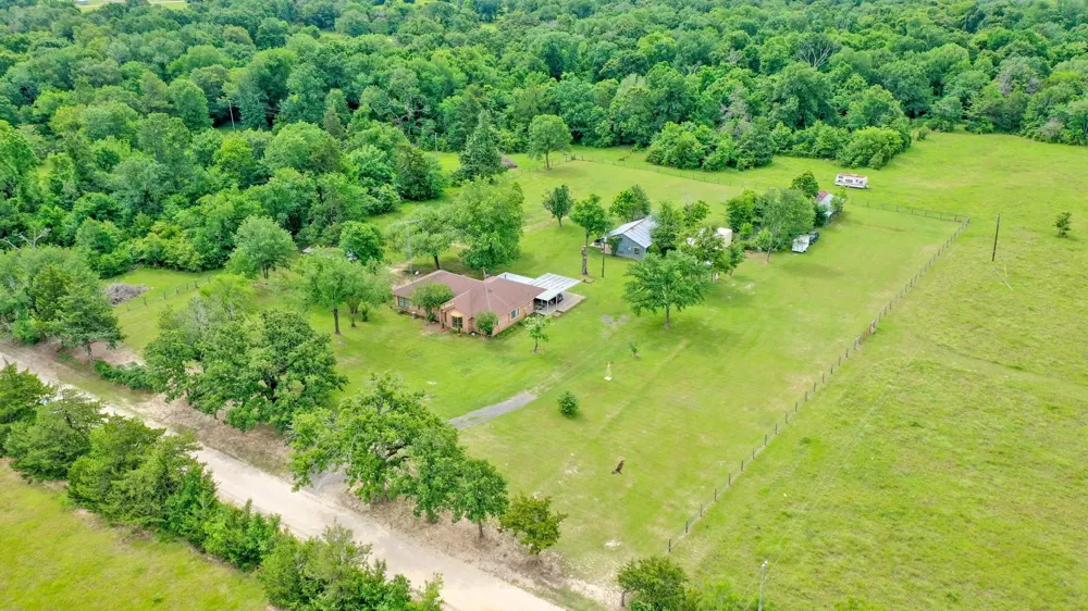 5350 Wiseman Road Midway, TX 75852