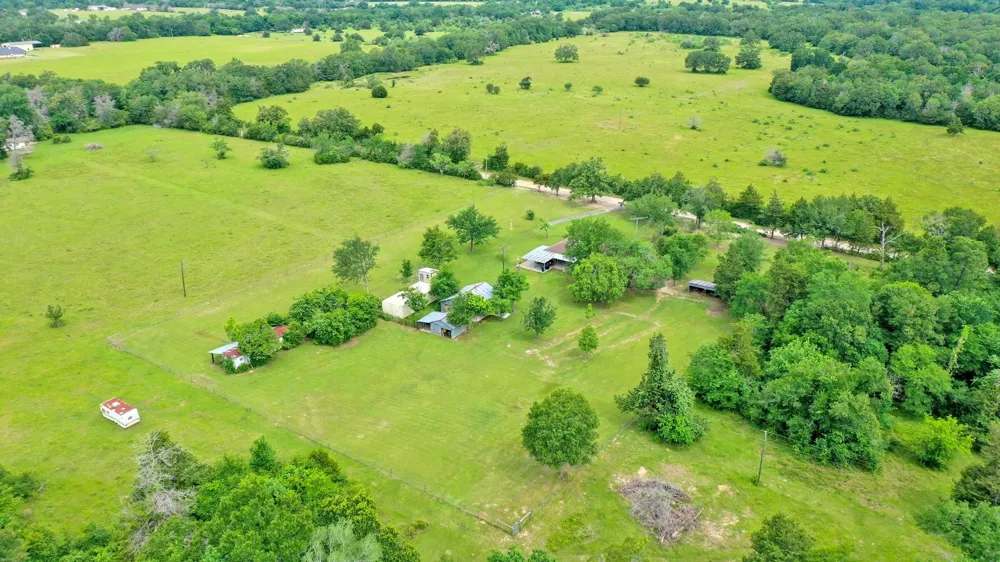 5350 Wiseman Road Midway, TX 75852