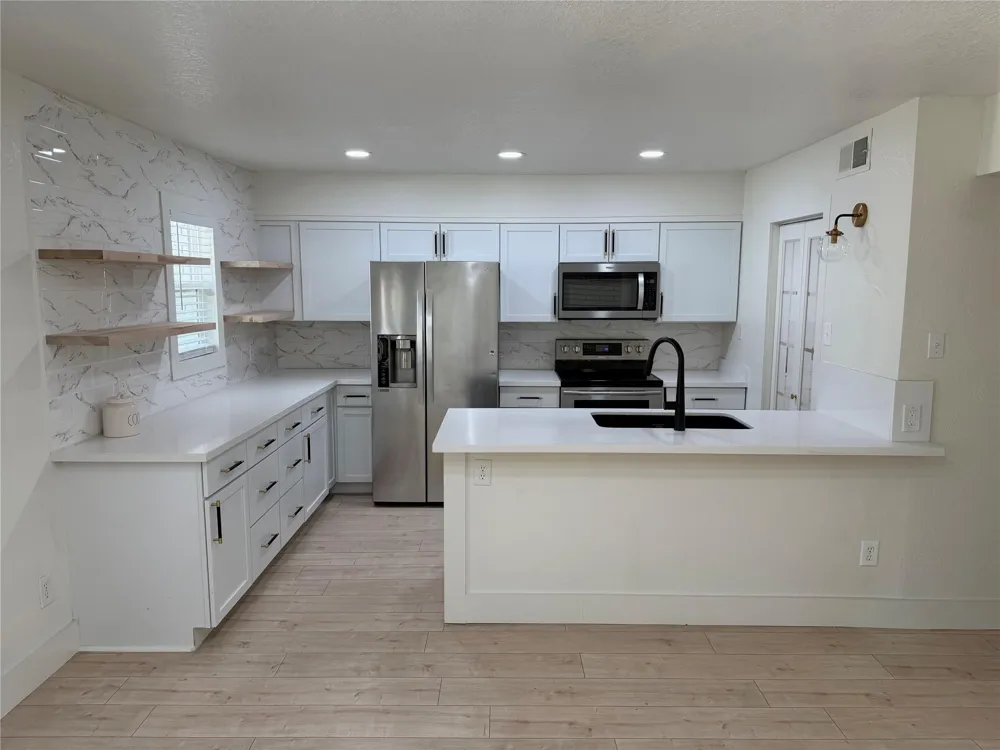 71 Cayenne Common Lake Jackson, TX 77566