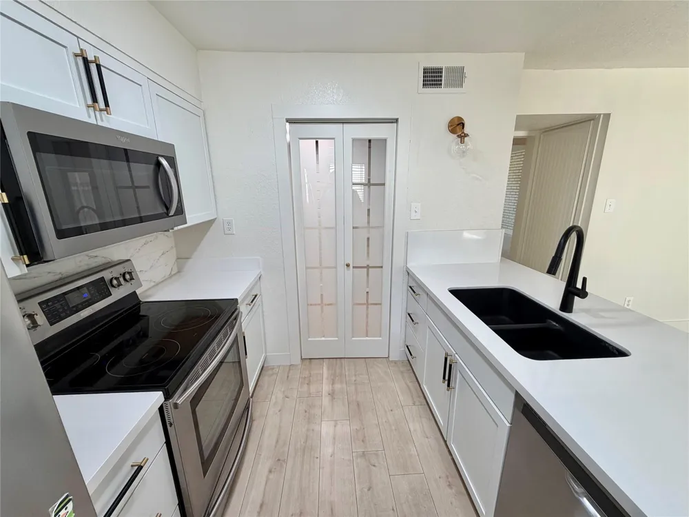 71 Cayenne Common Lake Jackson, TX 77566