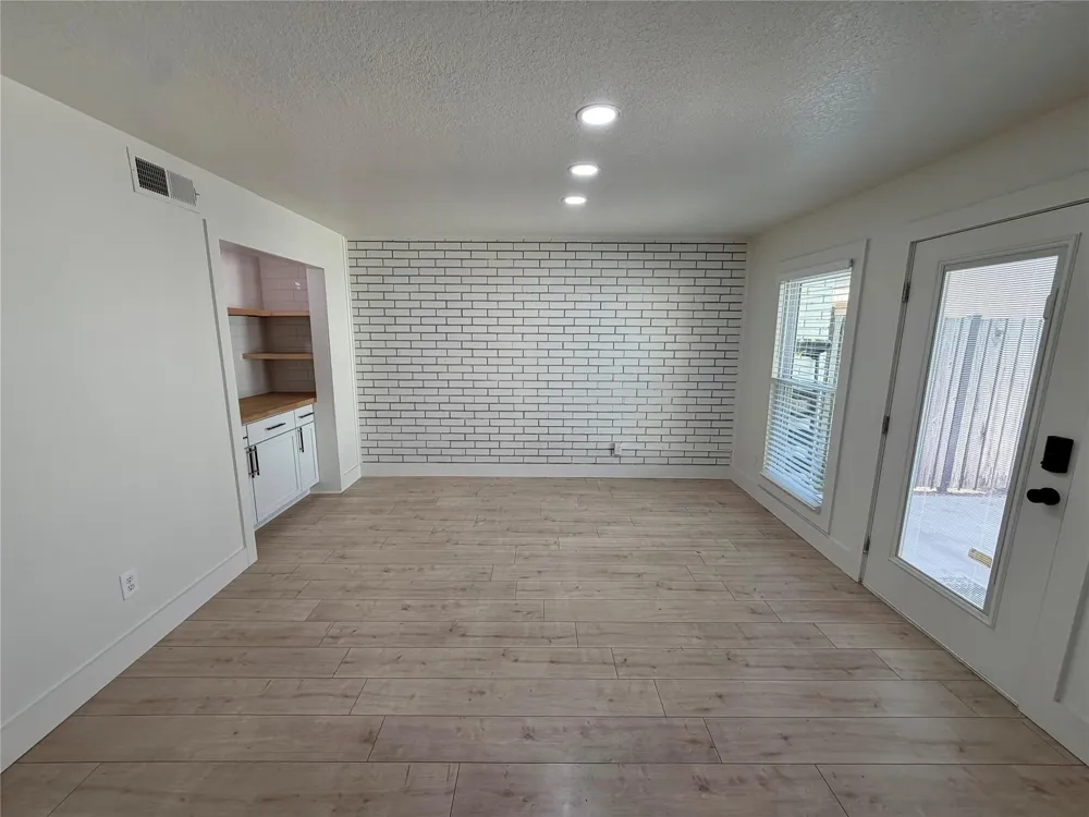 71 Cayenne Common Lake Jackson, TX 77566
