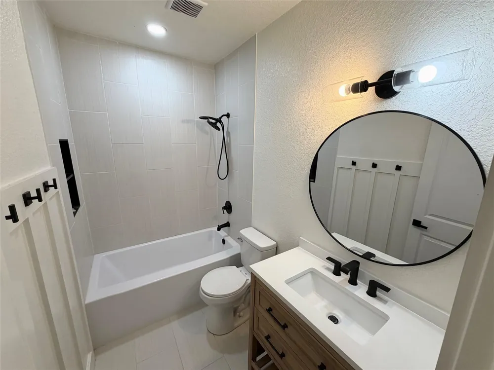 71 Cayenne Common Lake Jackson, TX 77566