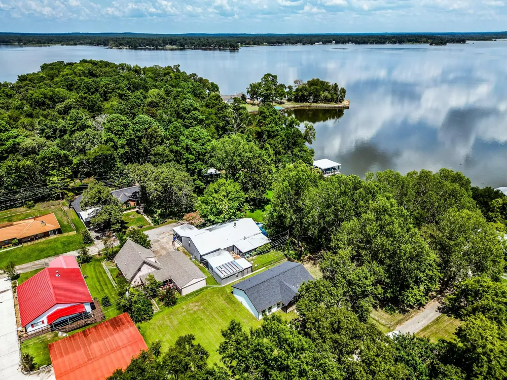 161 Lakeway Circle Trinity, TX 75862