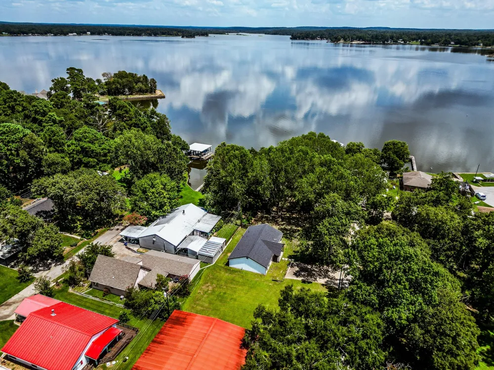 161 Lakeway Circle Trinity, TX 75862