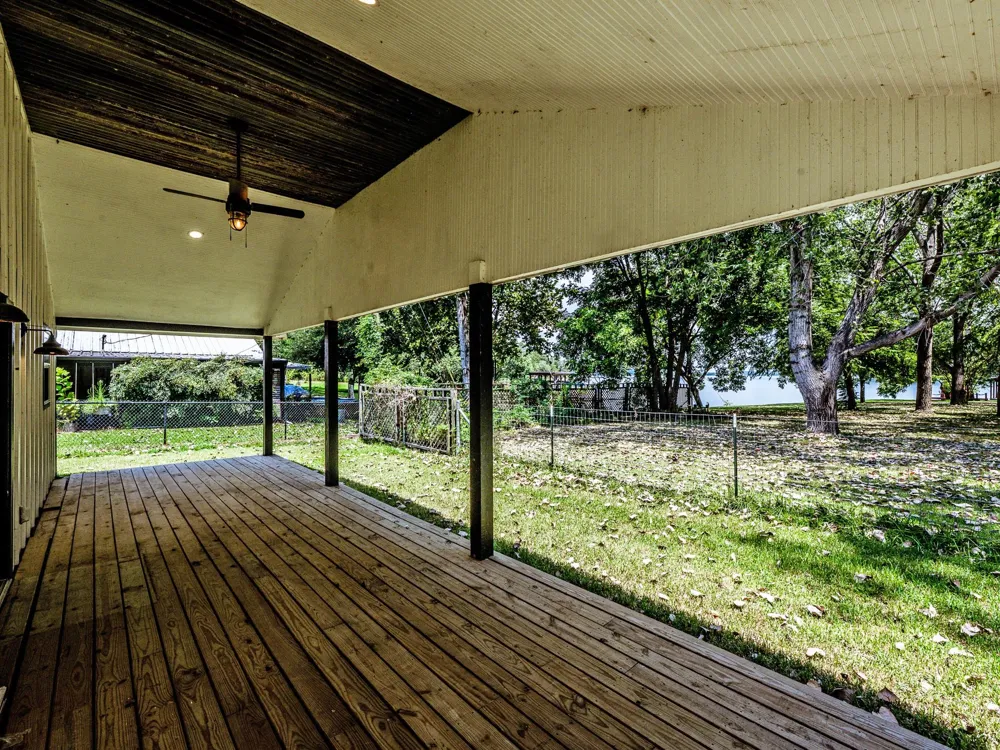 161 Lakeway Circle Trinity, TX 75862