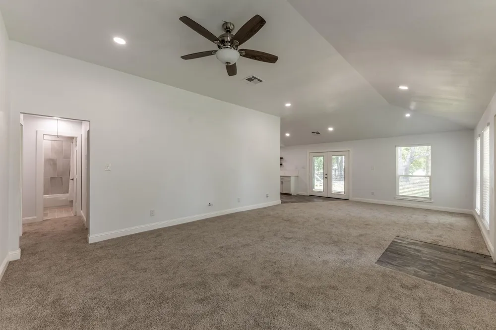 161 Lakeway Circle Trinity, TX 75862