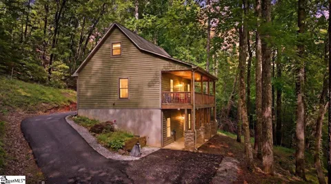 4 Matthews Creek Lane