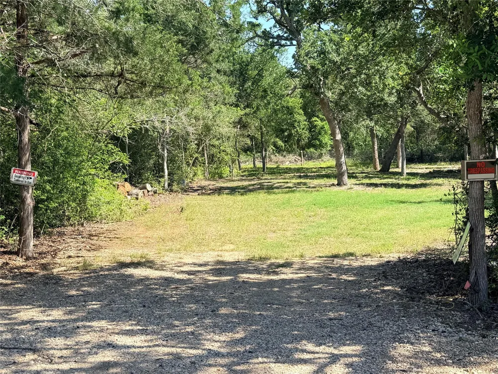 281 Redberry Rd Somerville, TX 77879