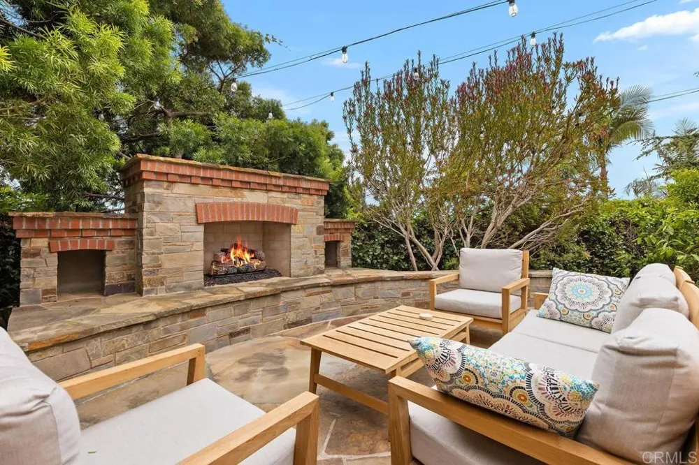 335 10th Street Del Mar, CA 92014
